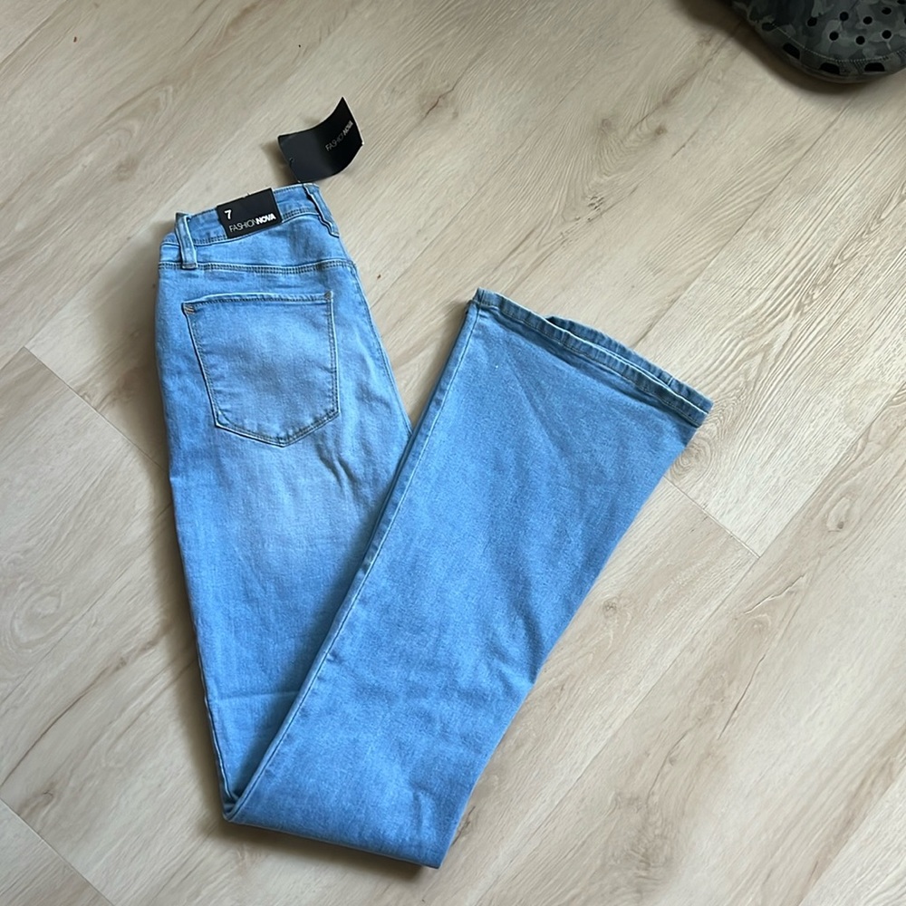 Wide leg jeans